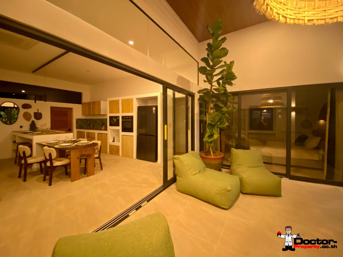 Modern Tropical 4 Bedroom Pool Villa in Lamai, Koh Samui – For Sale