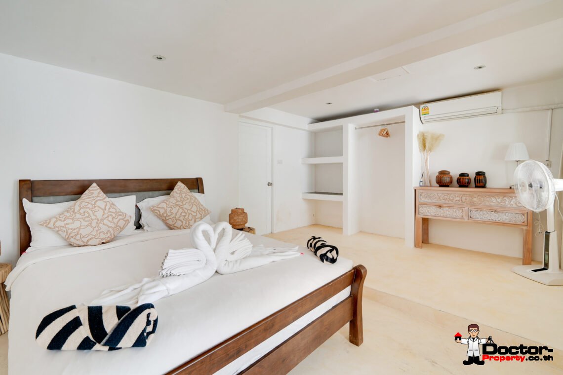 4+1 Bedroom Pool Villa with Sea View in Chaweng, Koh Samui – For Sale