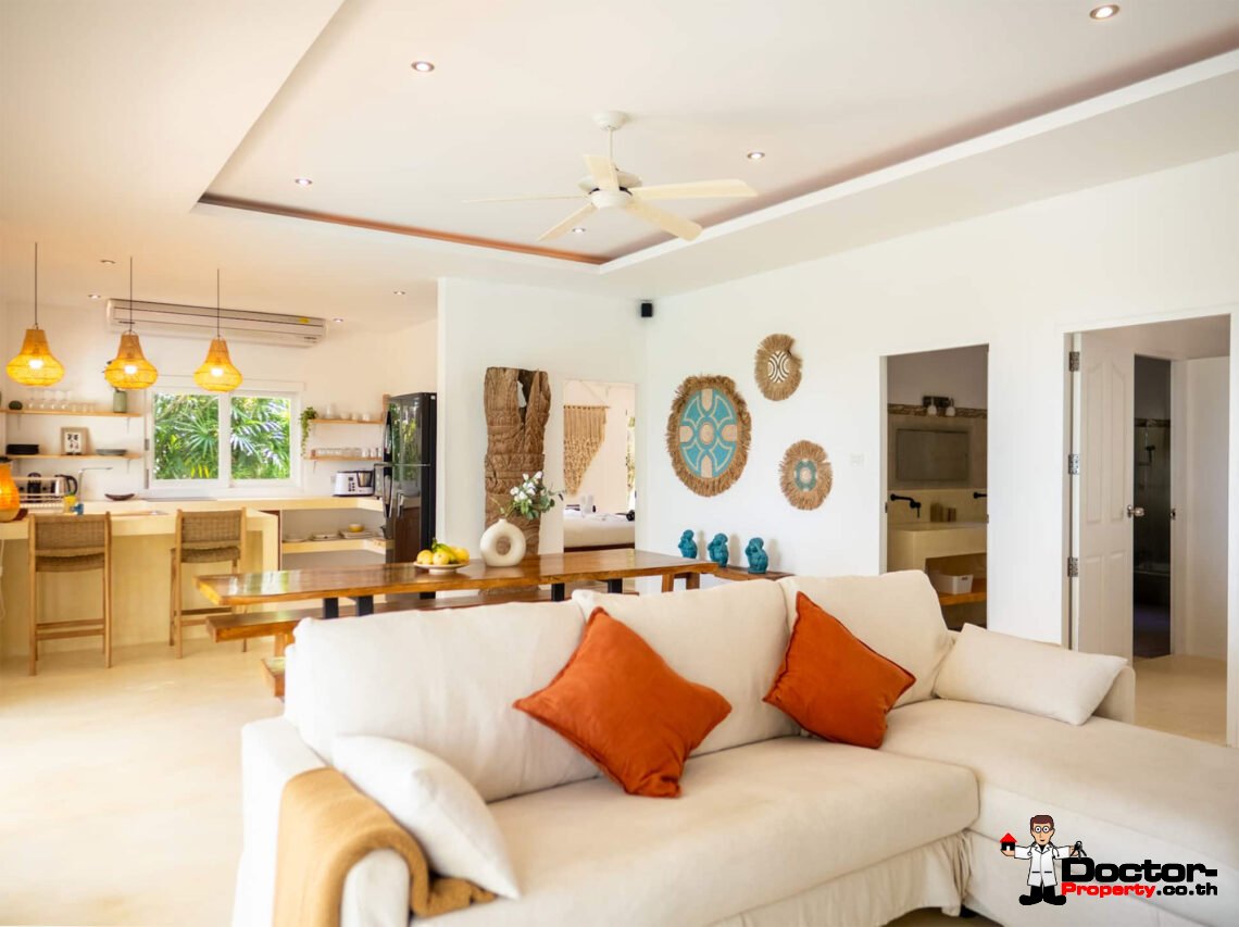 4+1 Bedroom Pool Villa with Sea View in Chaweng, Koh Samui – For Sale