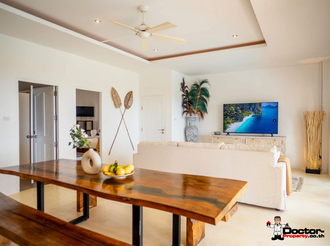 4+1 Bedroom Pool Villa with Sea View in Chaweng, Koh Samui – For Sale