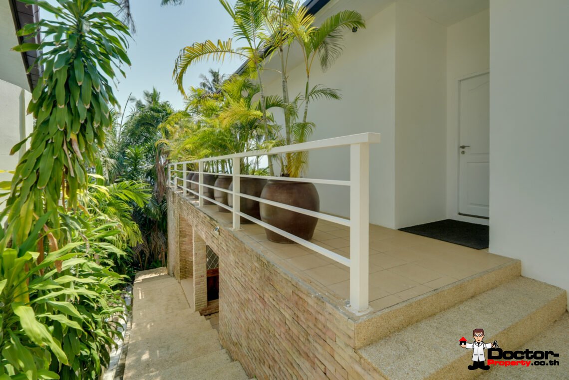 4+1 Bedroom Pool Villa with Sea View in Chaweng, Koh Samui – For Sale