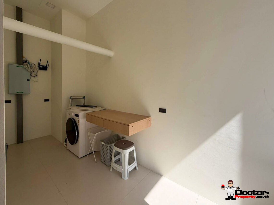 Luxury 3 Bedroom Pool Villa with Sea View in Chaweng, Koh Samui – For Sale