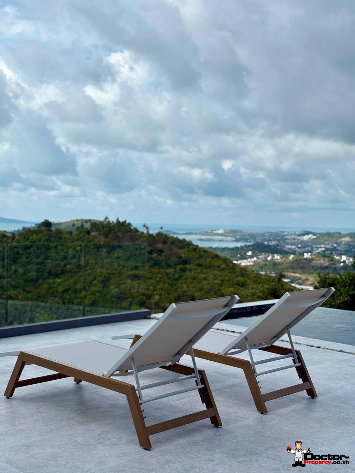 Luxury 2 Bedroom Pool Villa with Partial Sea View in Chaweng, Koh Samui – For Sale