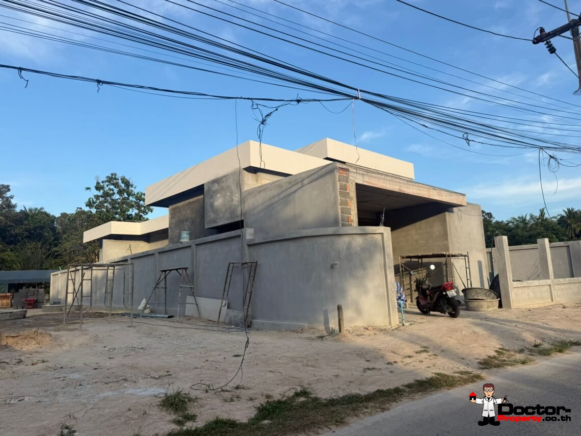 Modern 3 Bedroom Pool Villa in Mae Nam, Koh Samui – For Sale