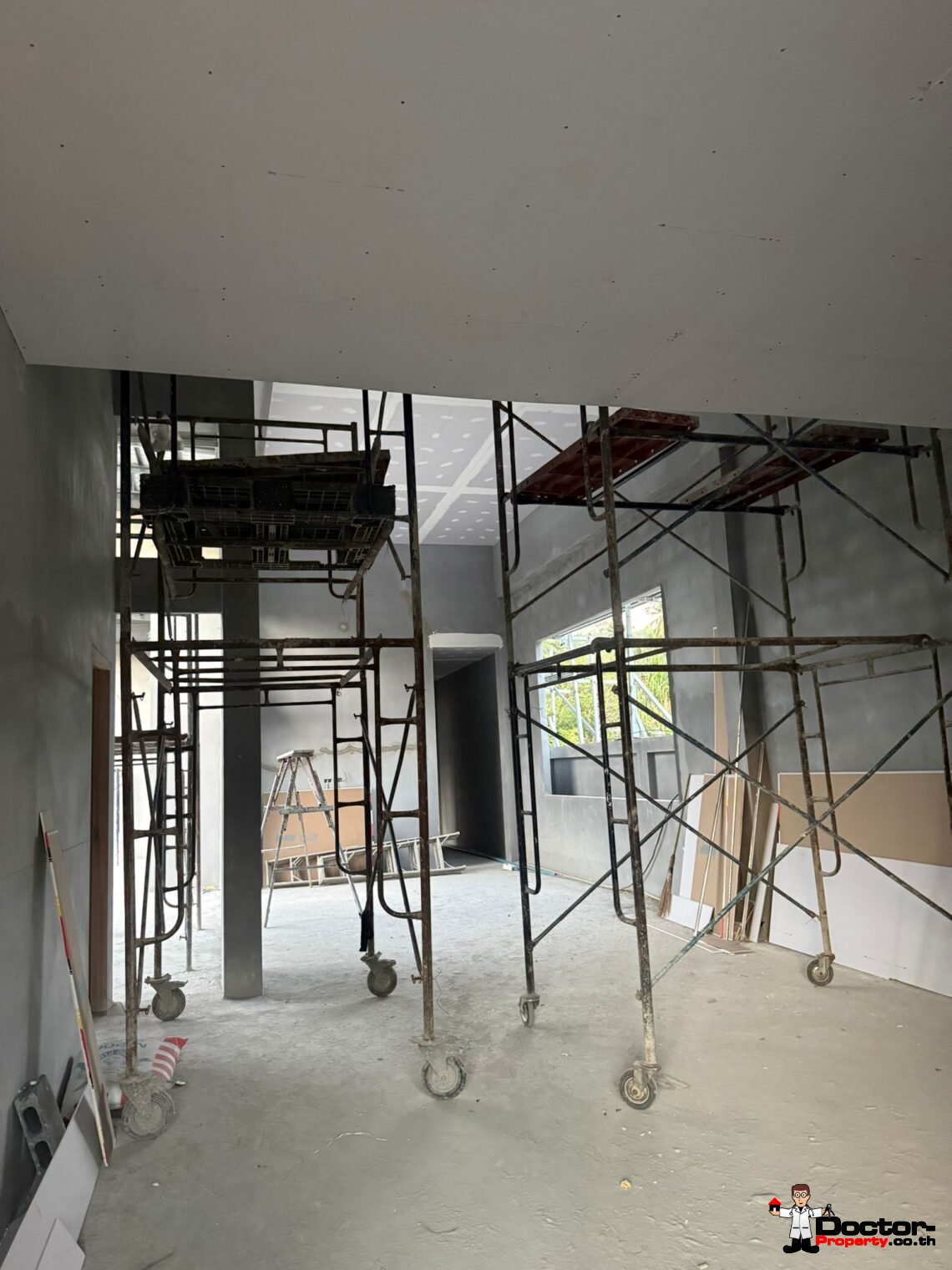 Modern 3 Bedroom Pool Villa in Mae Nam, Koh Samui – For Sale