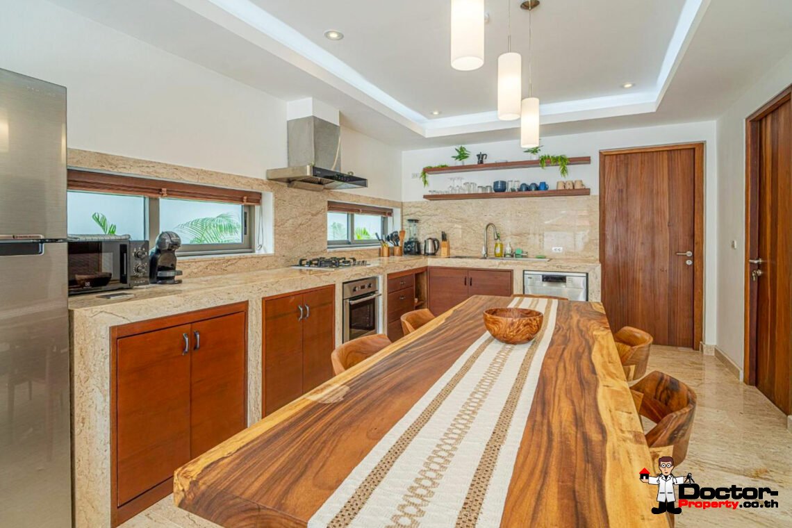 Modern 4 Bedroom Pool Villa in Chaweng, Koh Samui – For Sale