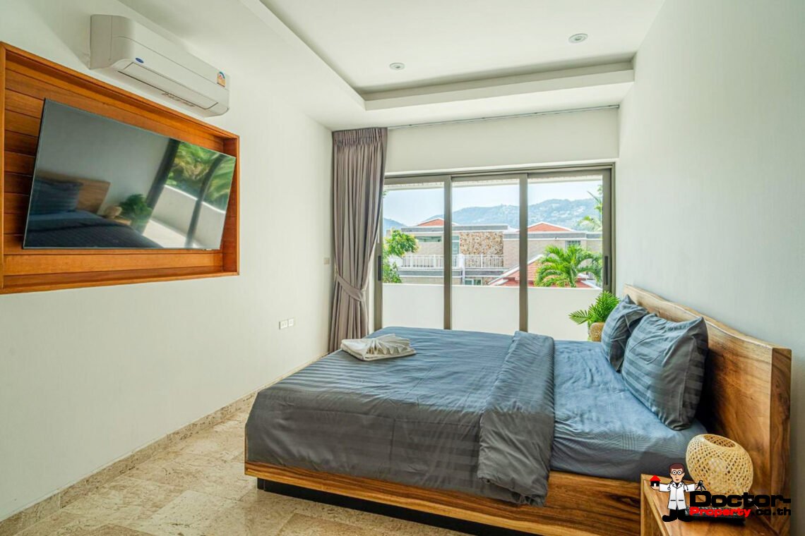 Modern 4 Bedroom Pool Villa in Chaweng, Koh Samui – For Sale