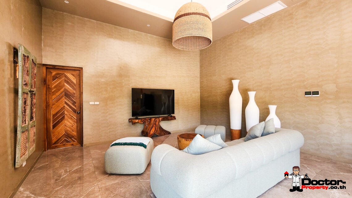 3 Bedroom Private Pool Villa with Balinese Style in Lamai, Koh Samui – For Sale