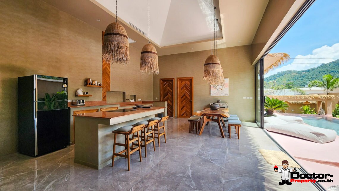 3 Bedroom Private Pool Villa with Balinese Style in Lamai, Koh Samui – For Sale