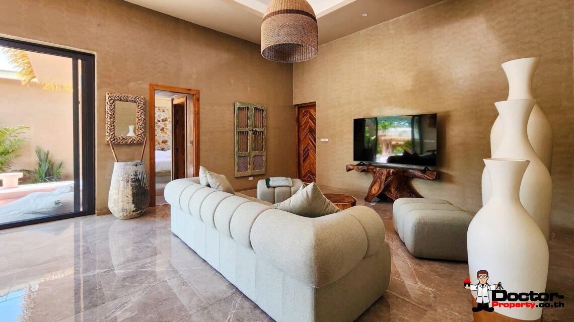 3 Bedroom Private Pool Villa with Balinese Style in Lamai, Koh Samui – For Sale