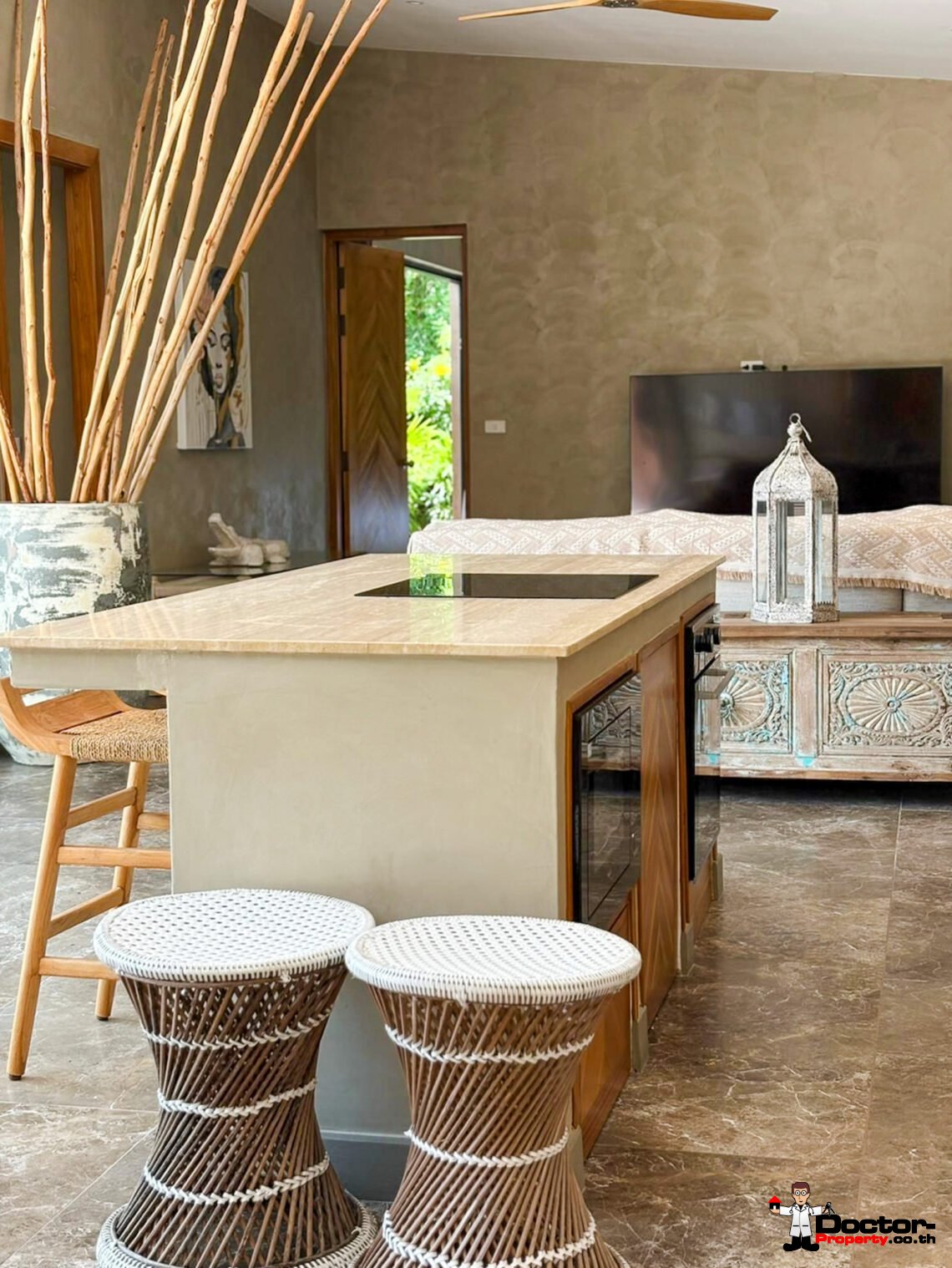 3 Bedroom Private Pool Villa with Balinese Style in Lamai, Koh Samui – For Sale