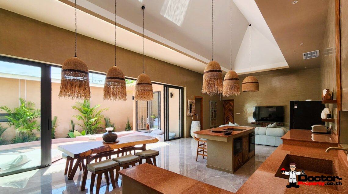 3 Bedroom Private Pool Villa with Balinese Style in Lamai, Koh Samui – For Sale