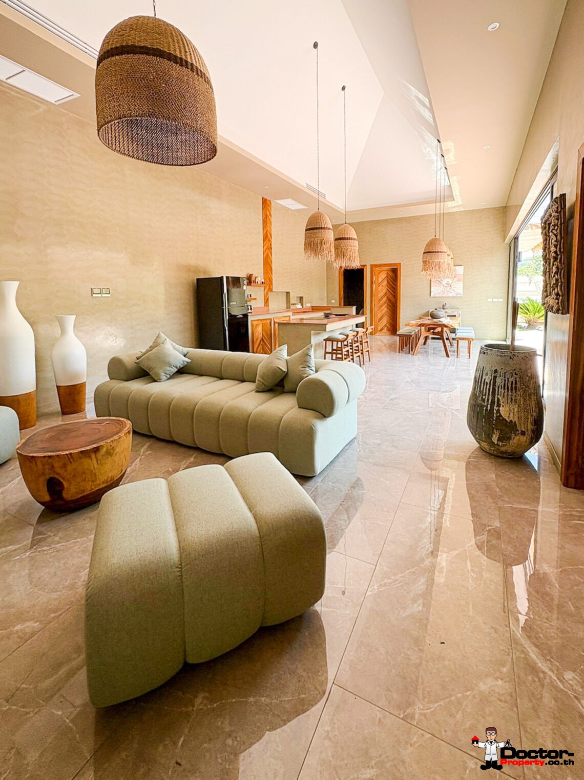 3 Bedroom Private Pool Villa with Balinese Style in Lamai, Koh Samui – For Sale