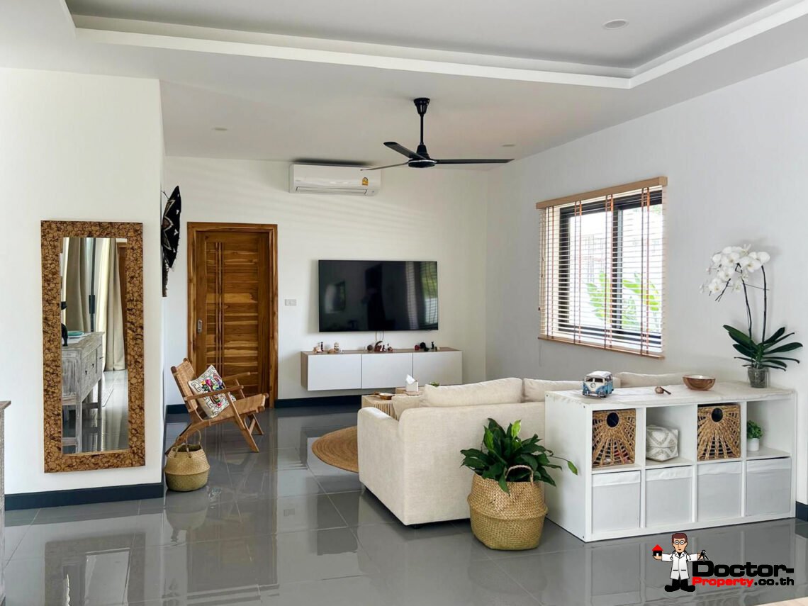 3 Bedroom Private Pool Villa with Spacious Garden in Lamai, Koh Samui – For Sale