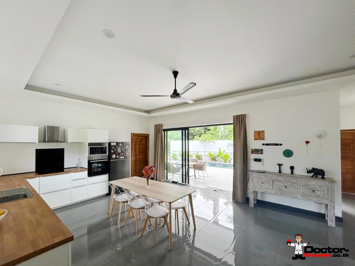 3 Bedroom Private Pool Villa with Spacious Garden in Lamai, Koh Samui – For Sale