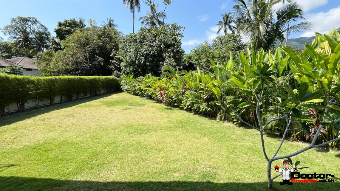 3 Bedroom Private Pool Villa with Spacious Garden in Lamai, Koh Samui – For Sale