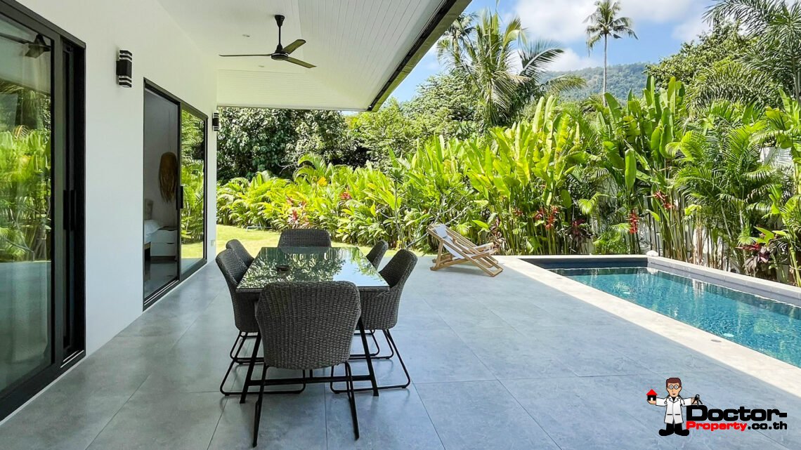 3 Bedroom Private Pool Villa with Spacious Garden in Lamai, Koh Samui – For Sale