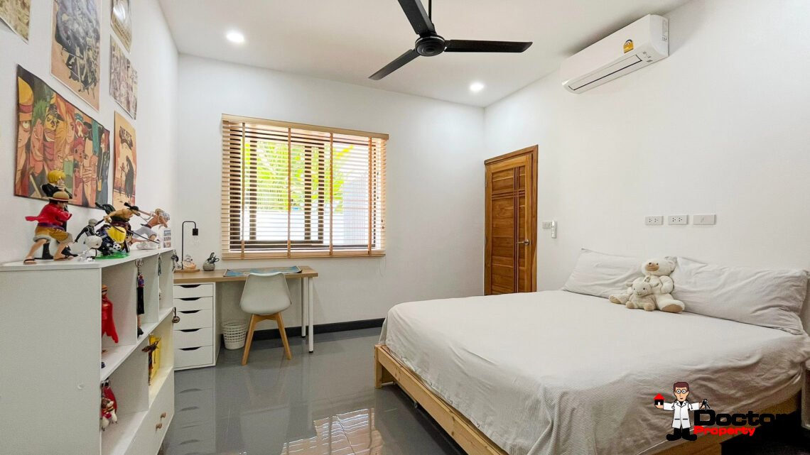 3 Bedroom Private Pool Villa with Spacious Garden in Lamai, Koh Samui – For Sale