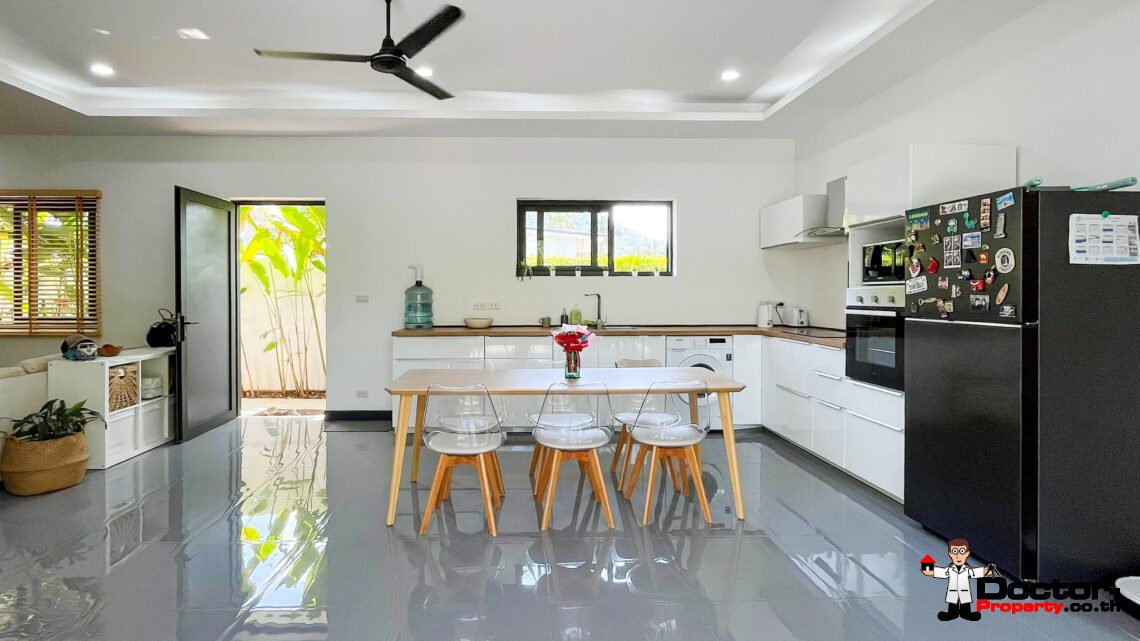 3 Bedroom Private Pool Villa with Spacious Garden in Lamai, Koh Samui – For Sale