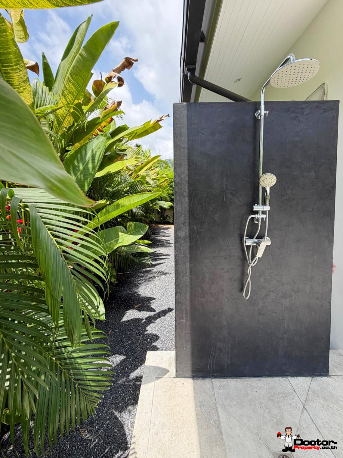 3 Bedroom Private Pool Villa with Spacious Garden in Lamai, Koh Samui – For Sale