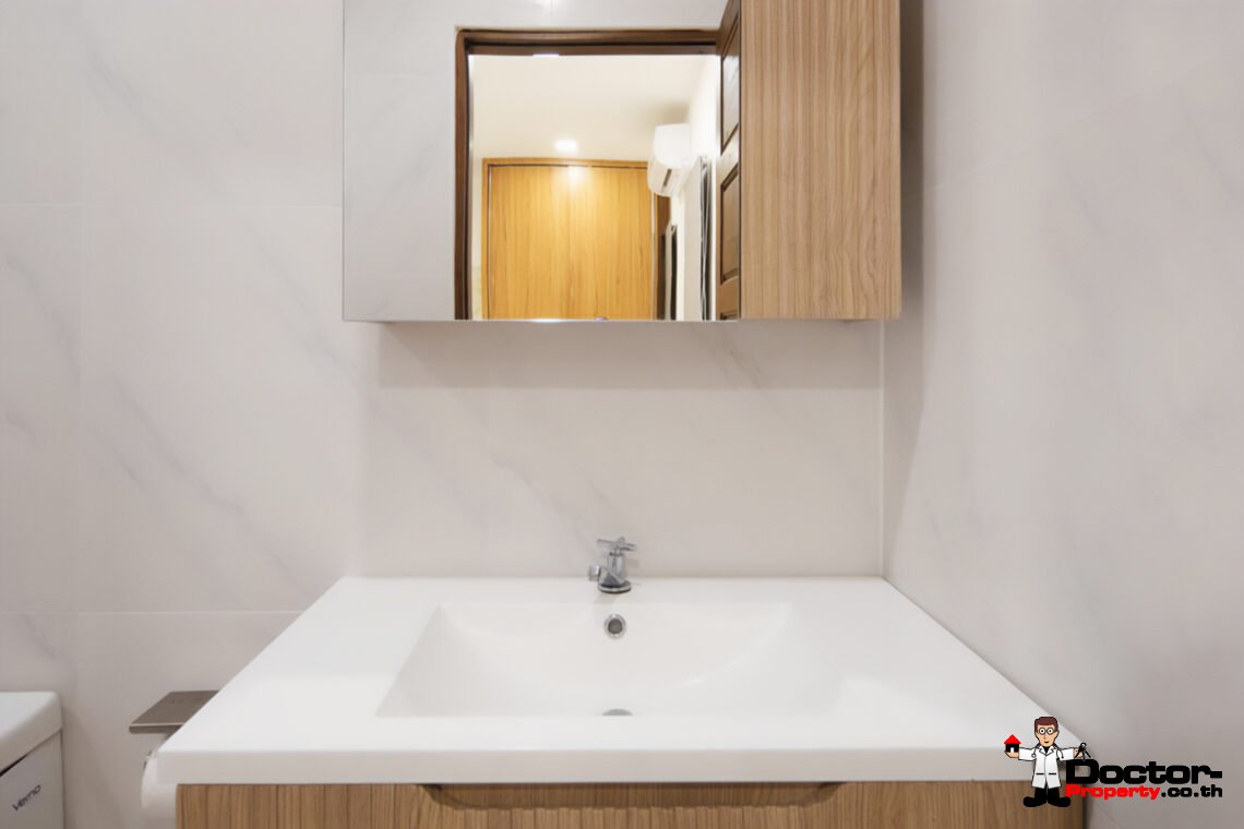 Stylish 3 Bedroom Private Pool Villa in Mae Nam, Koh Samui – For Sale