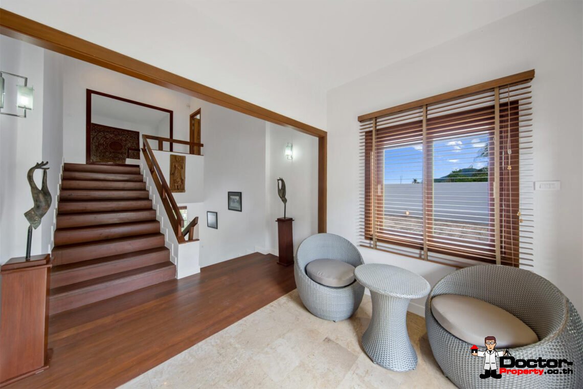 4 Bedroom Pool Villa with Sea View in Choeng Mon, Koh Samui – For Sale