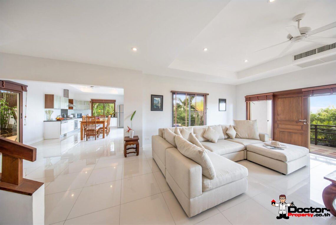 4 Bedroom Pool Villa with Sea View in Choeng Mon, Koh Samui – For Sale