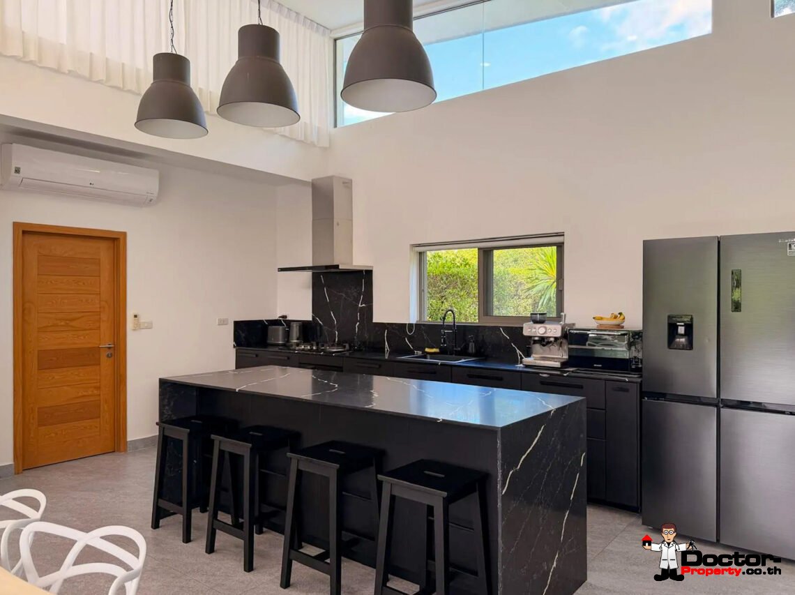 3 Bedroom Pool Villa with Mountain View in Lamai, Koh Samui – For Sale