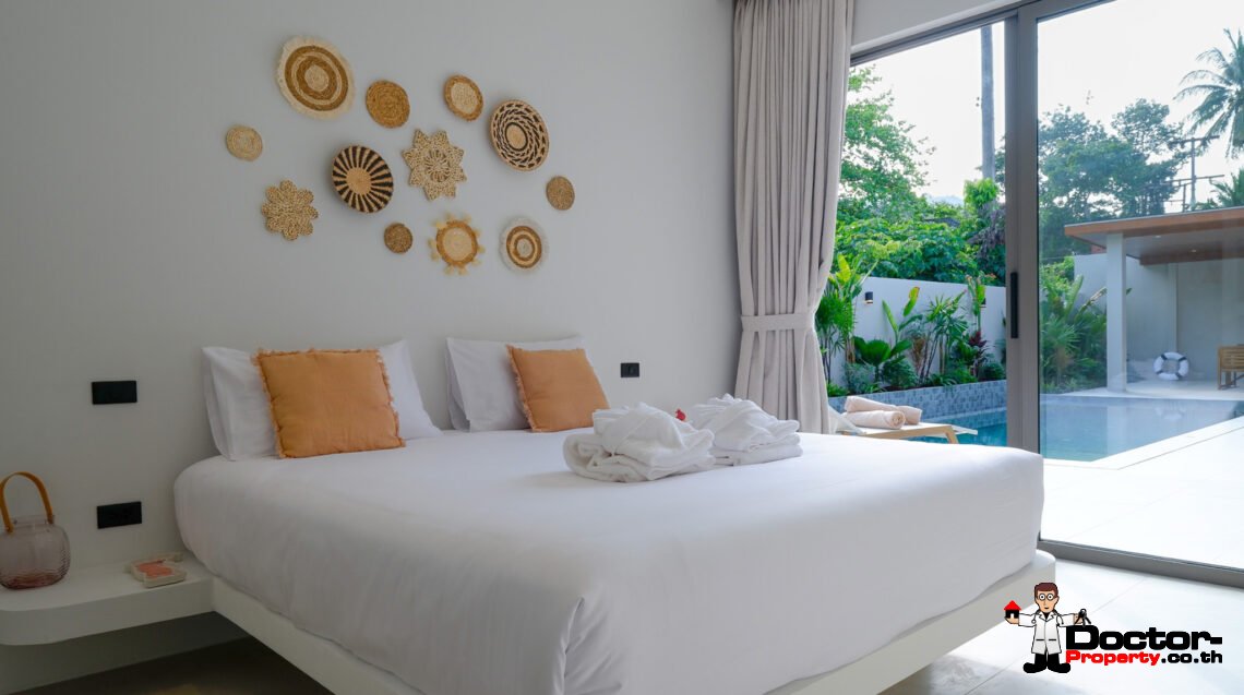 Modern 3 Bedroom Private Pool Villa in Mae Nam, Koh Samui – For Sale