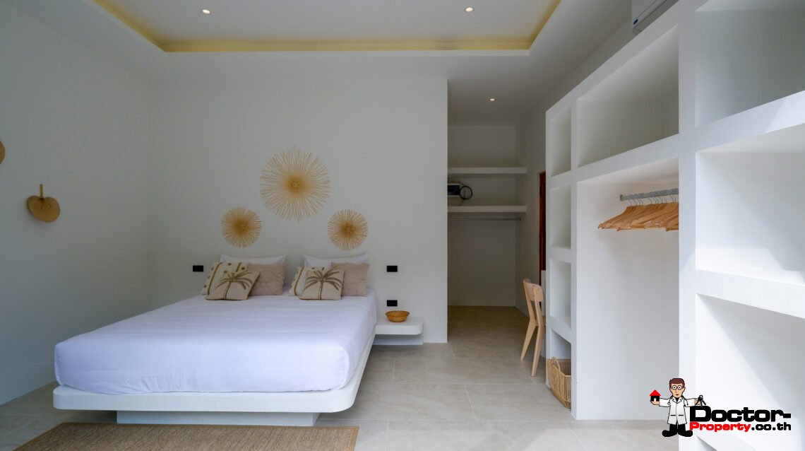 Modern 3 Bedroom Private Pool Villa in Mae Nam, Koh Samui – For Sale