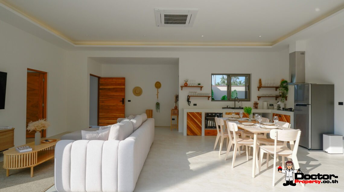 Modern 3 Bedroom Private Pool Villa in Mae Nam, Koh Samui – For Sale