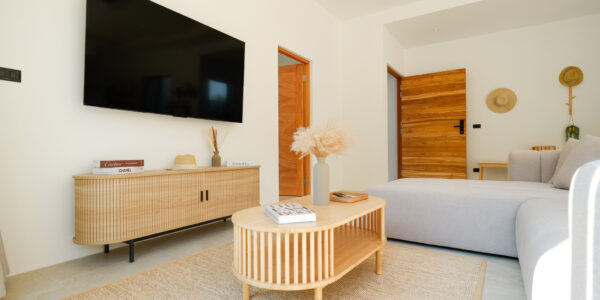 Modern 3 Bedroom Private Pool Villa in Mae Nam, Koh Samui – For Sale