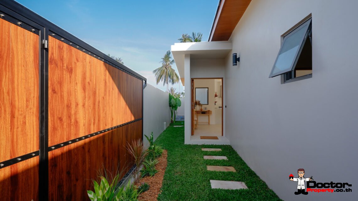 Modern 3 Bedroom Private Pool Villa in Mae Nam, Koh Samui – For Sale
