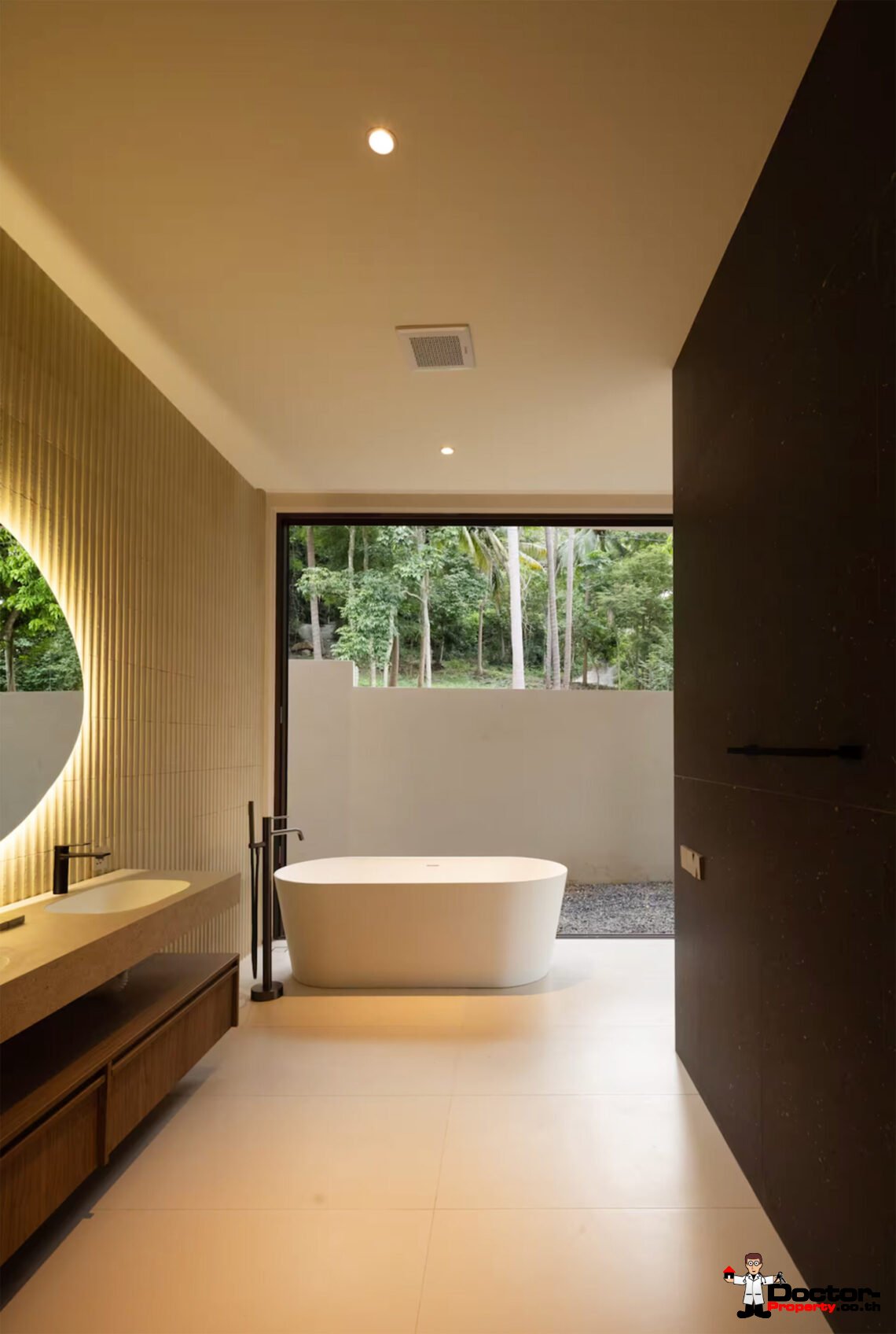 Contemporary 3 Bedroom Pool Villa, Walk to the Beach in Bang Por, Koh Samui – For Sale