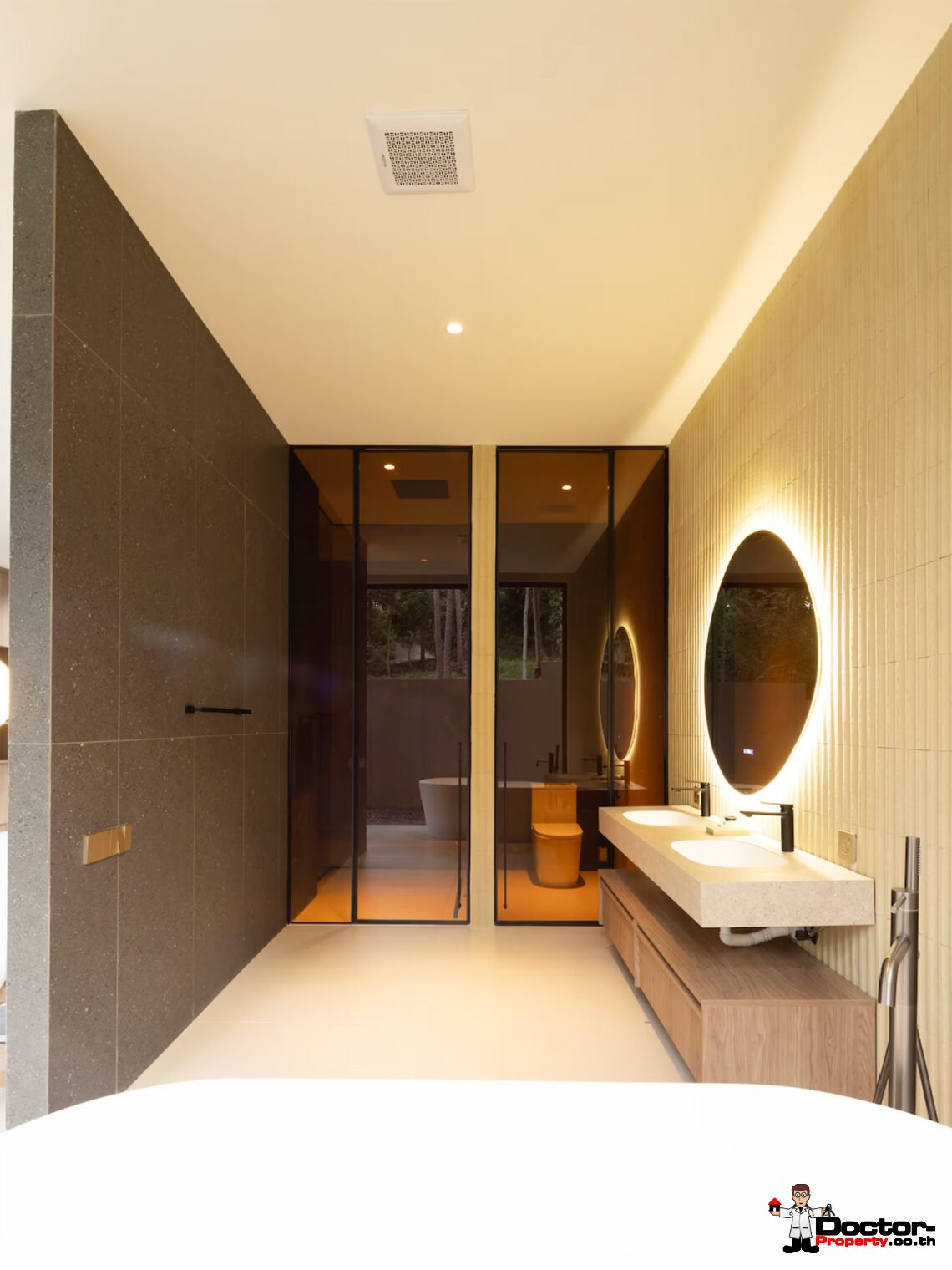 Contemporary 3 Bedroom Pool Villa, Walk to the Beach in Bang Por, Koh Samui – For Sale