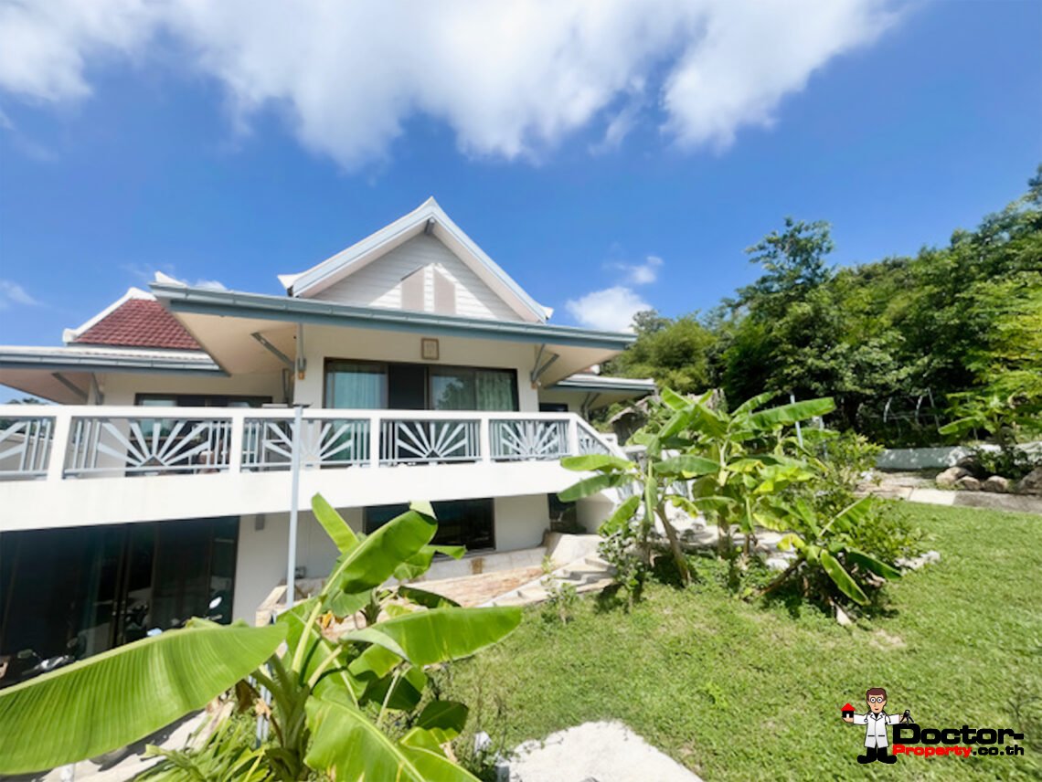 Spacious Land with House in Bang Rak, Koh Samui – For Sale