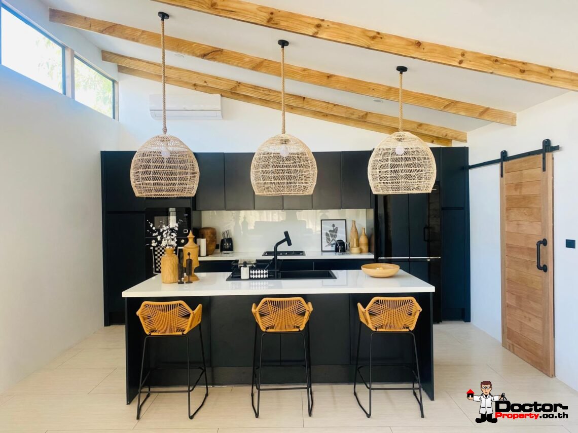New 5 Bedroom Pool Villa in Bo Phut, Koh Samui – For Sale