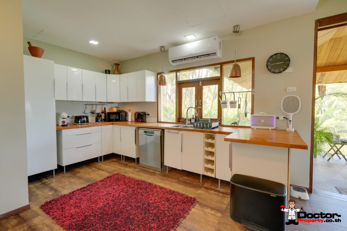 3 + 1 Bedroom Villa With Sea View in Taling Ngam, Koh Samui – For Sale