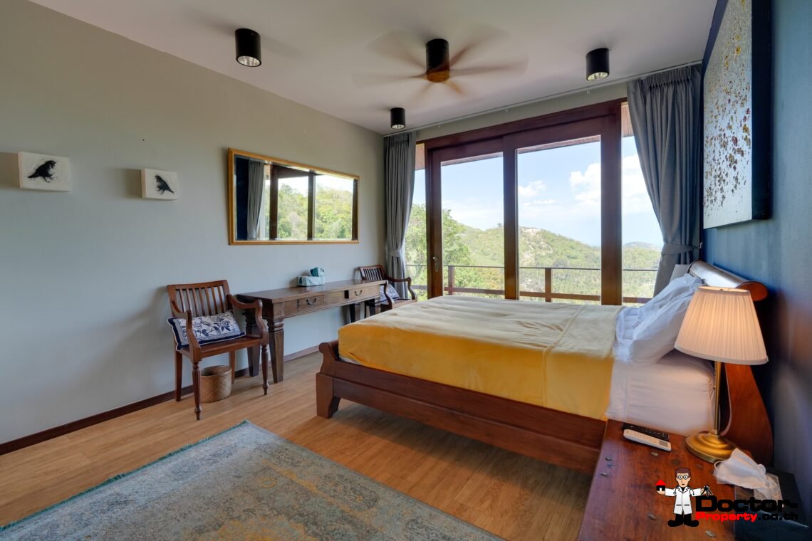 3 + 1 Bedroom Villa With Sea View in Taling Ngam, Koh Samui – For Sale