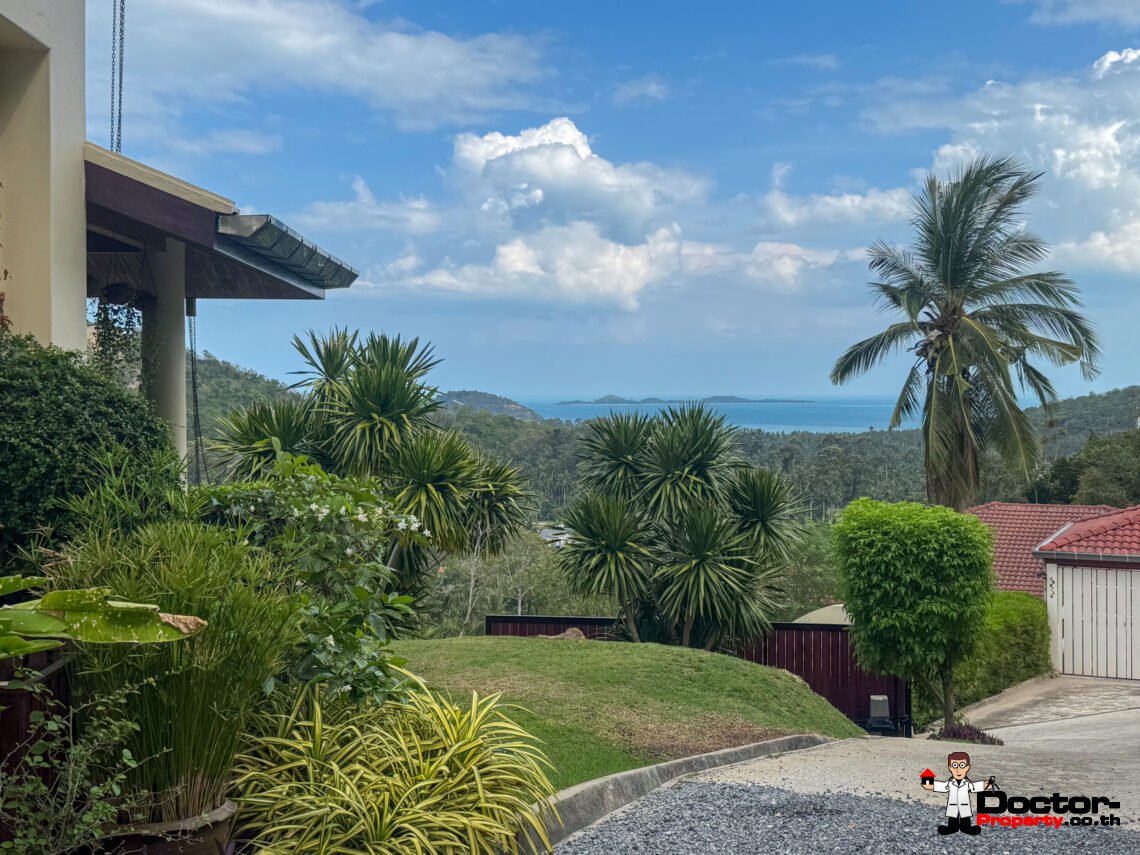 3 + 1 Bedroom Villa With Sea View in Taling Ngam, Koh Samui – For Sale