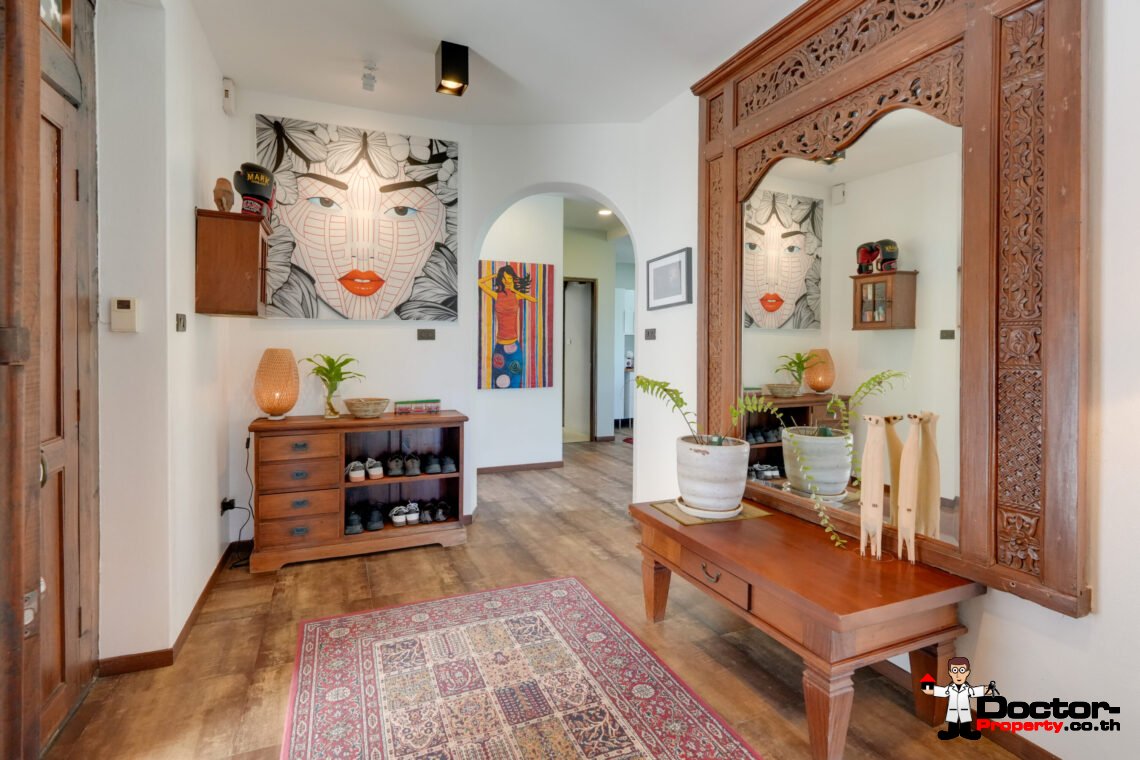 3 + 1 Bedroom Villa With Sea View in Taling Ngam, Koh Samui – For Sale