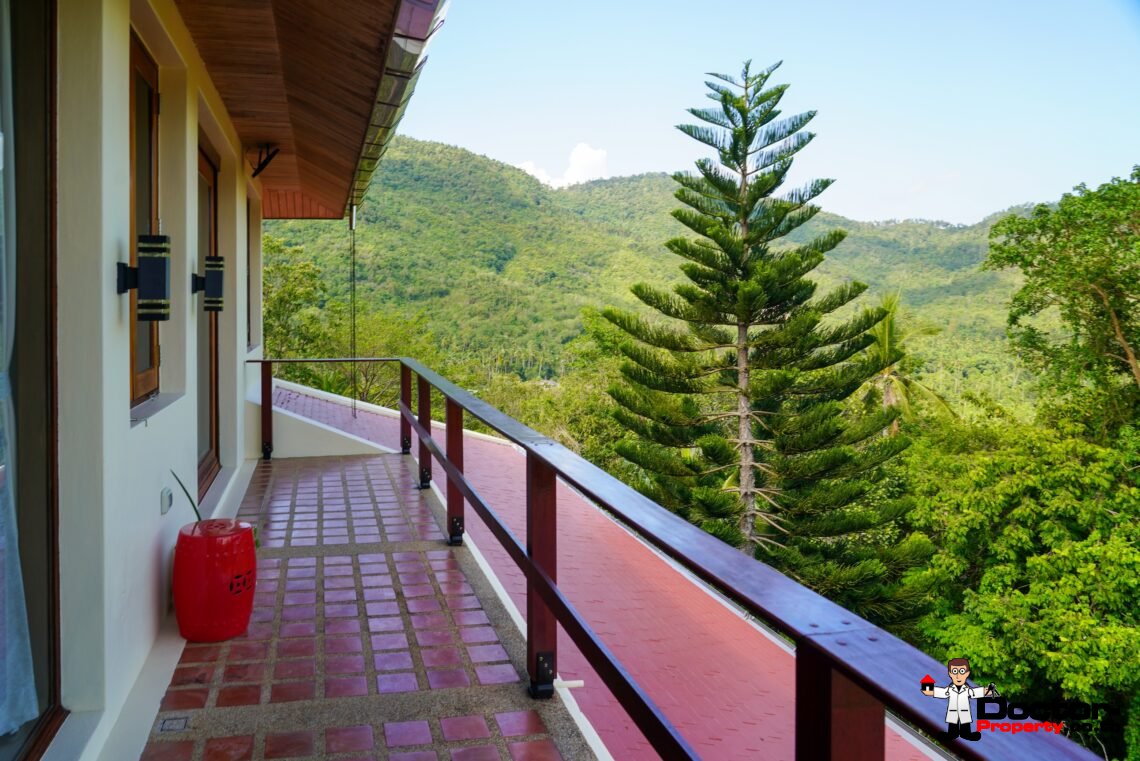 3 + 1 Bedroom Villa With Sea View in Taling Ngam, Koh Samui – For Sale