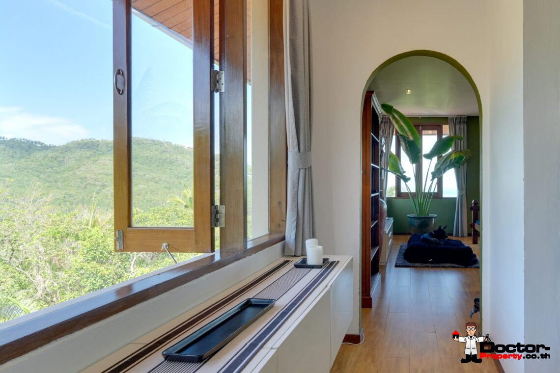3 + 1 Bedroom Villa With Sea View in Taling Ngam, Koh Samui – For Sale