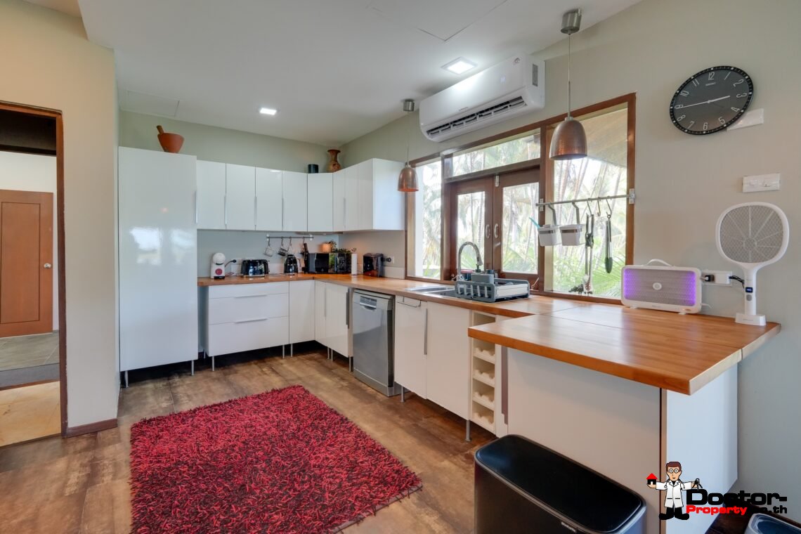 3 + 1 Bedroom Villa With Sea View in Taling Ngam, Koh Samui – For Sale