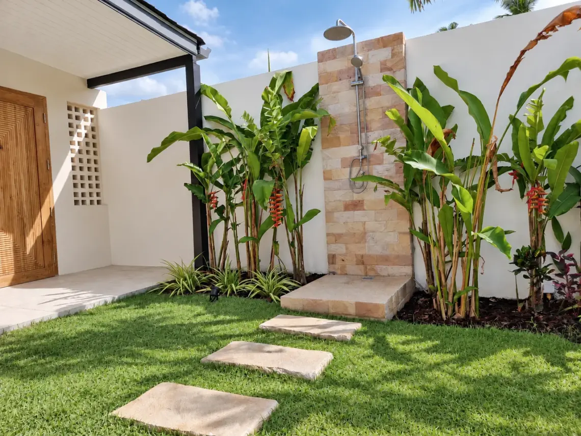 Modern Tropical 2–3 Bedroom Pool Villas in Na Mueang, Koh Samui – For Sale