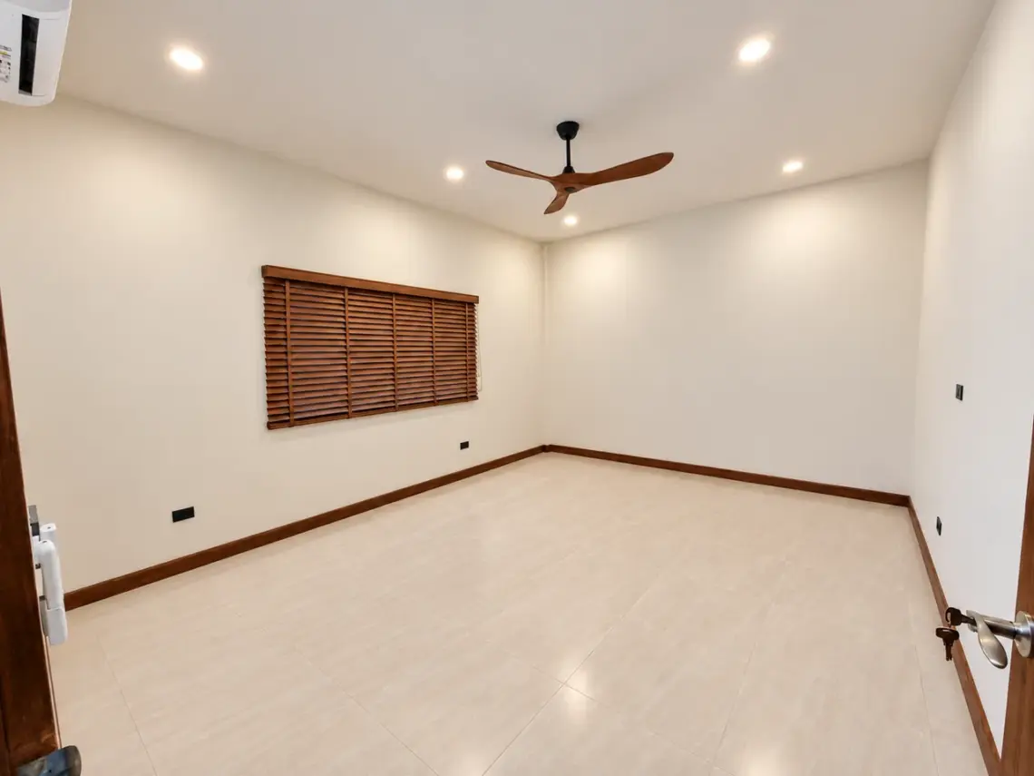 Modern Tropical 2–3 Bedroom Pool Villas in Na Mueang, Koh Samui – For Sale