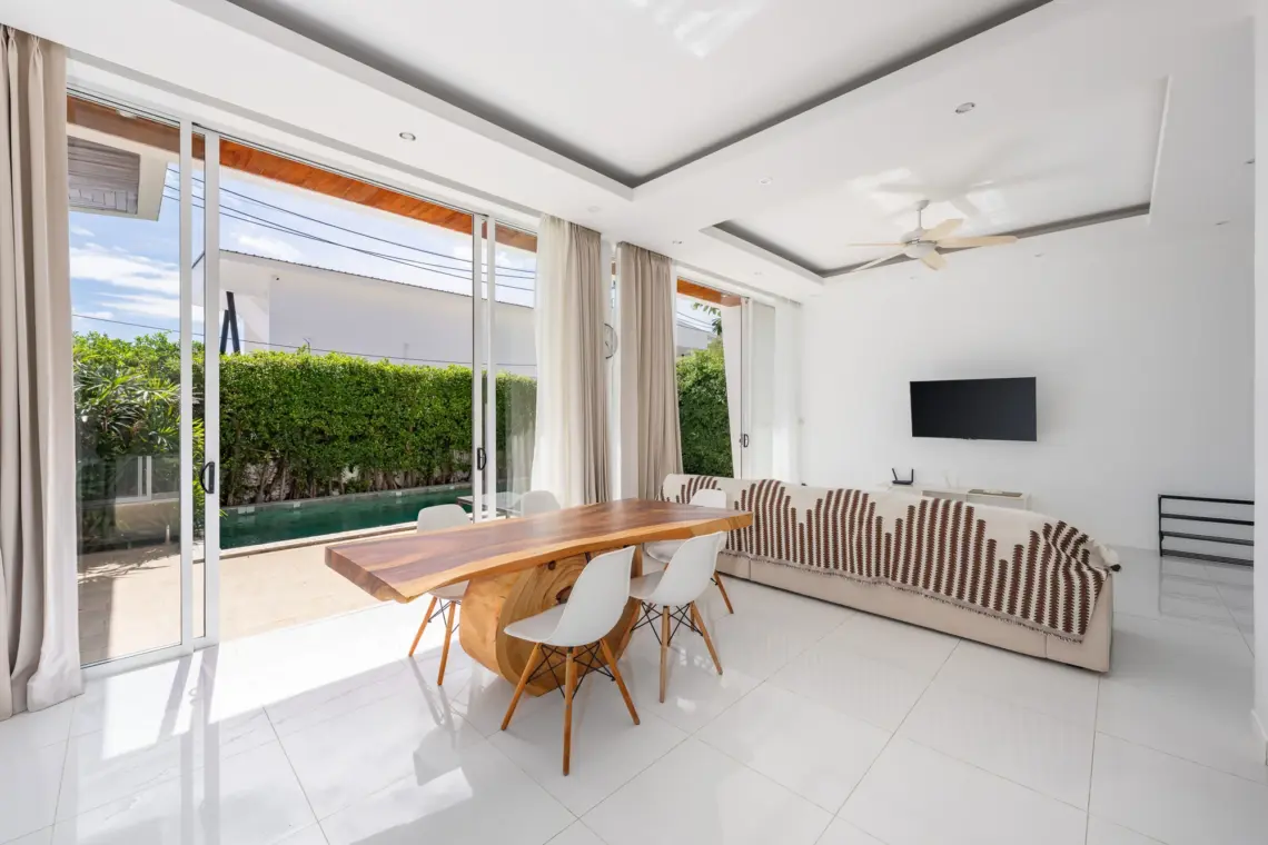 Living and dining at the 2 bedroom garden pool villa in Chaweng Noi