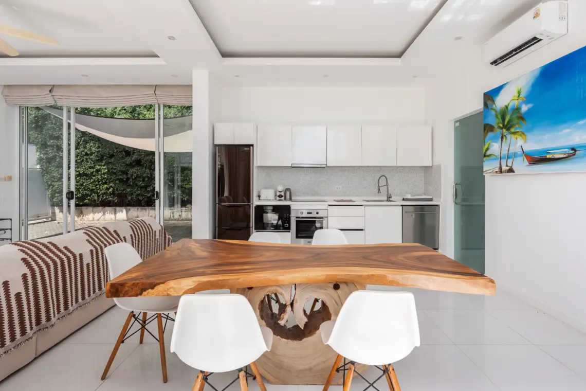Kitchen and dining at the 2 bedroom garden pool villa in Chaweng Noi