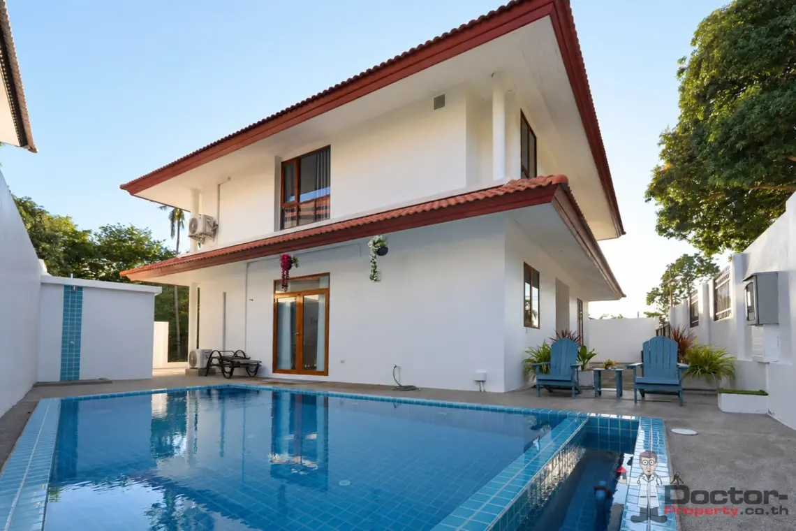 villa and pool at the 4 bedroom pool villa in Plai Laem, Koh Samui