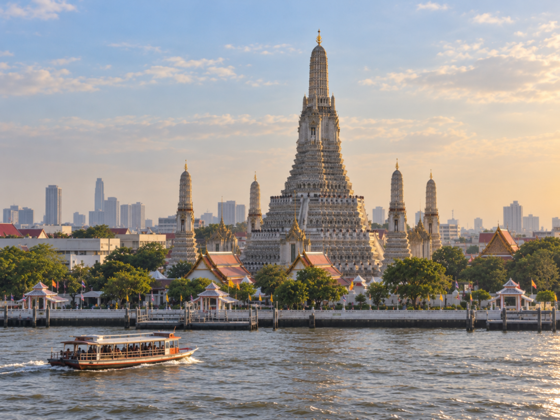 AI-generated view of Wat Arun beside Bangkok’s Chao Phraya River